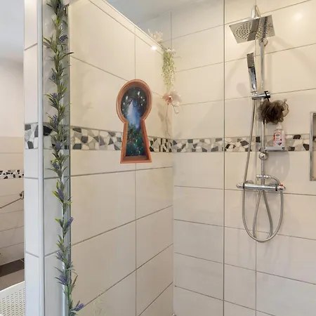 Apartment Alice Im Wunderland *
