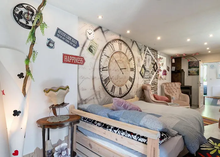 Alice Im Wunderland Апартаменты Эппинген